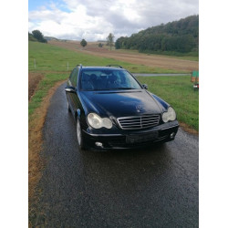 Mercedes  2.7   Автомат 2004 рік