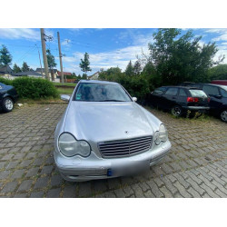 Mercedes  2.7 Дизель   2002 рік