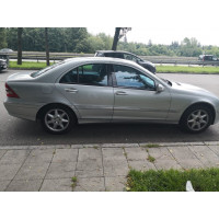 Mercedes  2.7 Дизель  Автомат 2001 рік