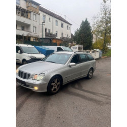 Mercedes  2.7 Дизель  Автомат 2001 рік