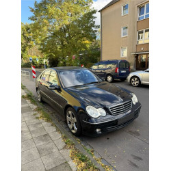 Mercedes  2.7 Дизель  Автомат 2004 рік