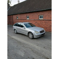 Mercedes  2.7 Дизель  Механіка 2002 рік