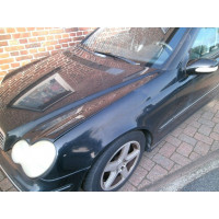 Mercedes   Дизель  Механіка 2007 рік