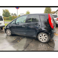 Mitsubishi Colt 1.5 Дизель  Механіка 2006 рік