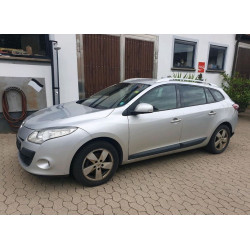 Renault Megane 1.4 Бензин  Механіка 2010 рік