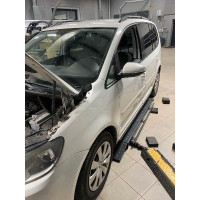 Volkswagen Golf 2.0 Дизель  Автомат 2011 рік