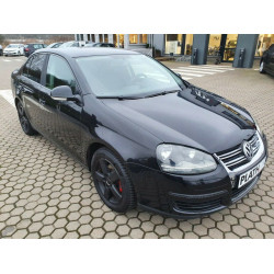 Volkswagen Jetta 1.6 Бензин  Механіка  рік