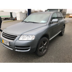 Volkswagen Touareg 2.5 Дизель  Автомат  рік