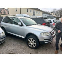 Volkswagen Touareg  Дизель  Автомат 2004 рік