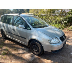 Volkswagen Touran 1.6 Бензин  Механіка 2004 рік