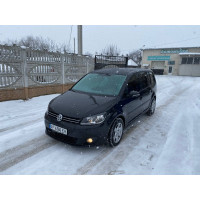 Volkswagen Touran 1.6 Дизель  Автомат 2013 рік