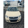 Volkswagen Touran 2.2   Автомат  рік