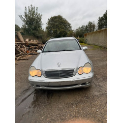 Mercedes  2.7 Дизель  Автомат 2002 рік