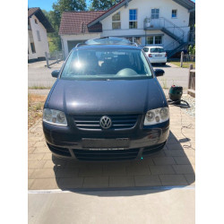 Volkswagen Touran  Бензин  Механіка 2003 рік